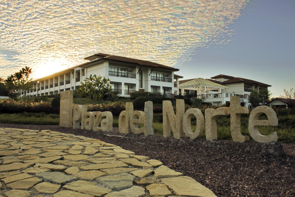 Ilocos Norte Hotel & Convention Center Лаоаг Экстерьер фото